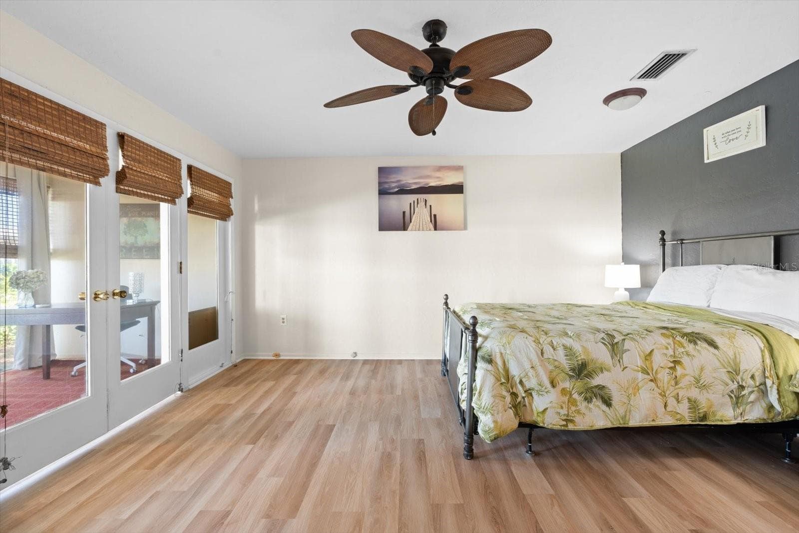 Primary space is huge with beautiful views - 3289 FAIRHAVEN LN #112, SARASOTA