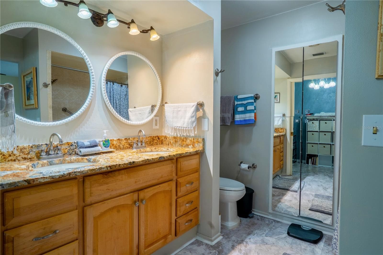 Spacious bathroom - 3289 FAIRHAVEN LN #112, SARASOTA