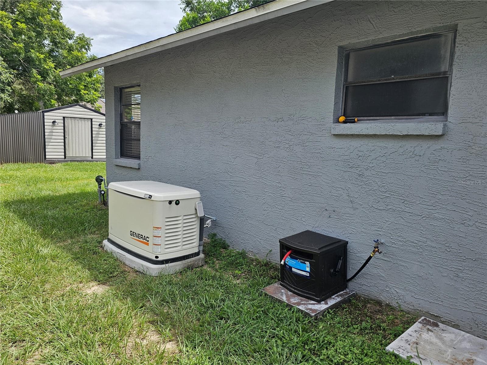 Generac Generator - 2028 NOBLETON AVE, SPRING HILL