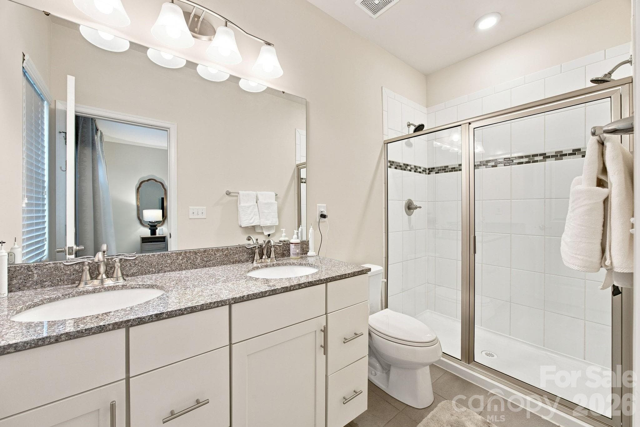 Townhouse at 1321 Queen Lyon Court, Charlotte, photo 16 of 21