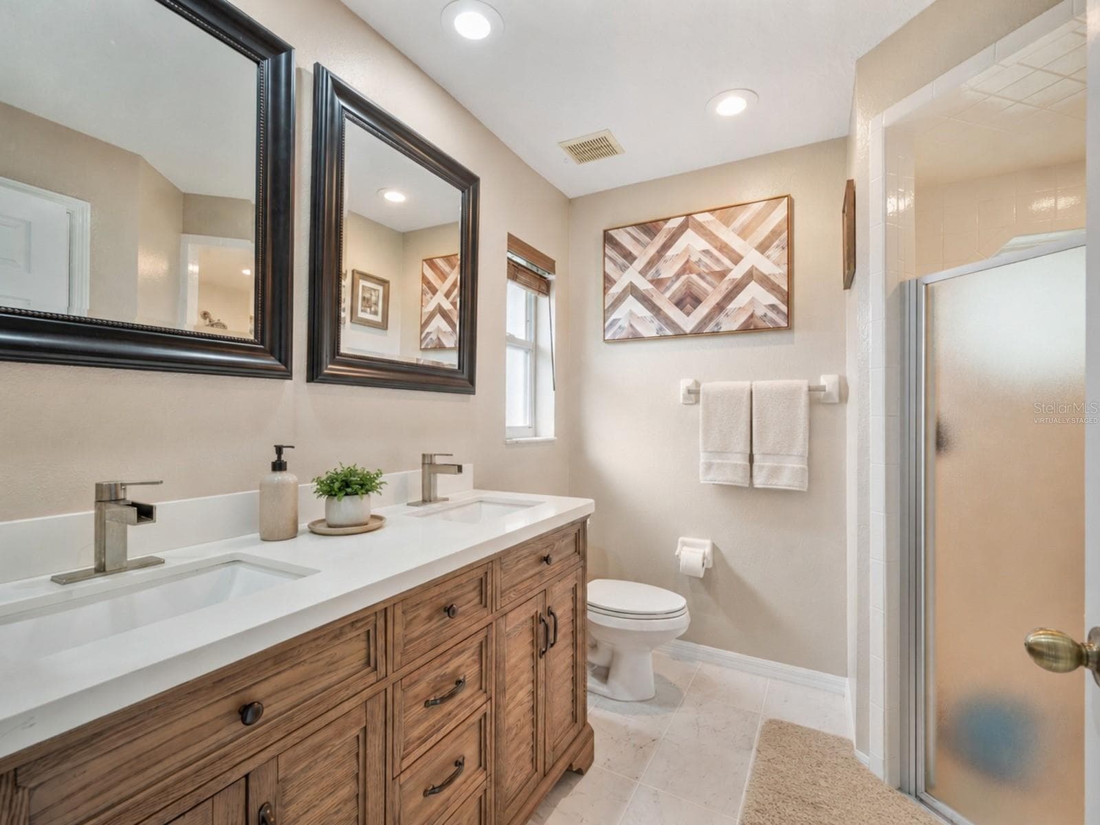 Double Vanity Primary Bath with walk in shower - Virtually Staged - 1660 GAMEWELL TRL, LAKELAND