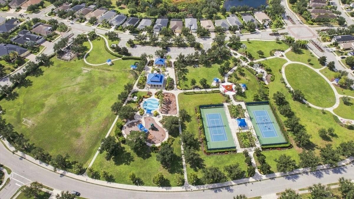 Single Family Residence at 4704 SENECA PARK TRL, BRADENTON, photo 33 of 38