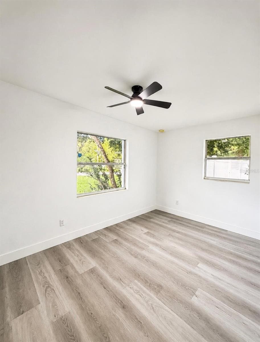 Single Family Residence at 101 CLUB RD, SANFORD, photo 6 of 16