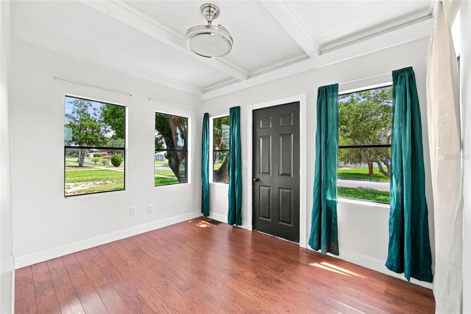 Single Family Residence at 4 E BAY ST, DAVENPORT, photo 3 of 15