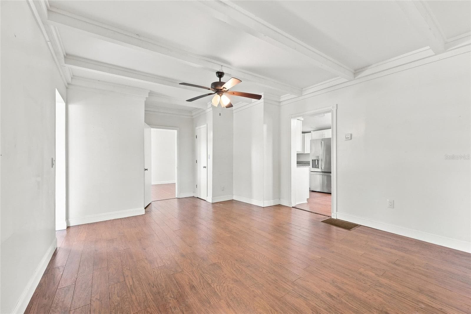 Single Family Residence at 4 E BAY ST, DAVENPORT, photo 5 of 15
