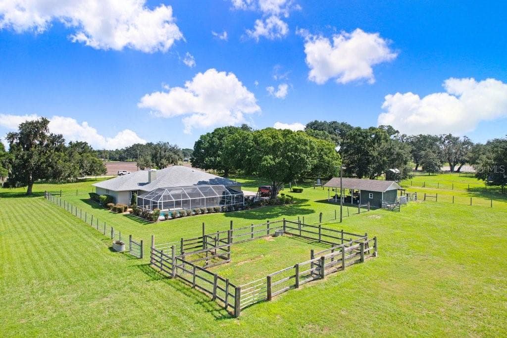 Fenced and ready for your animals - 13221 TOM GALLAGHER RD, DOVER