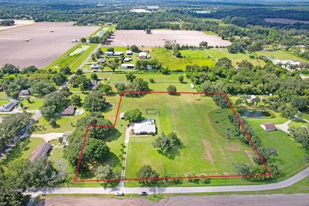 Single Family Residence at 13221 TOM GALLAGHER RD, DOVER, photo 61 of 86