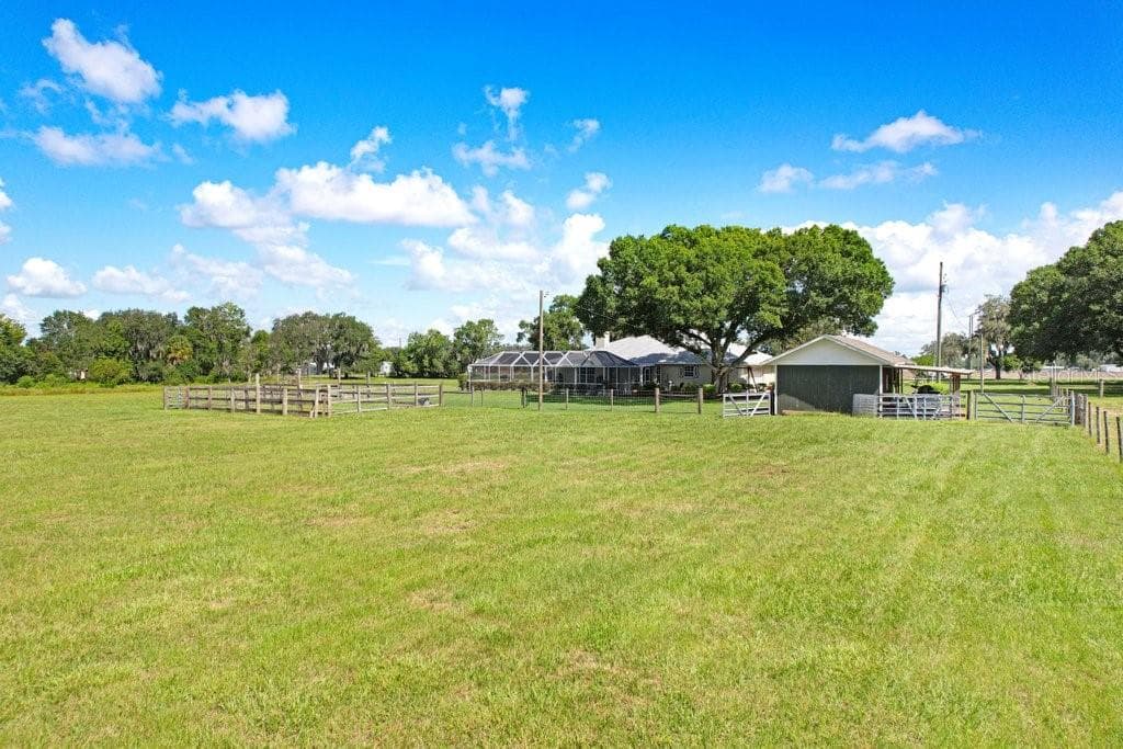 Single Family Residence at 13221 TOM GALLAGHER RD, DOVER, photo 67 of 86