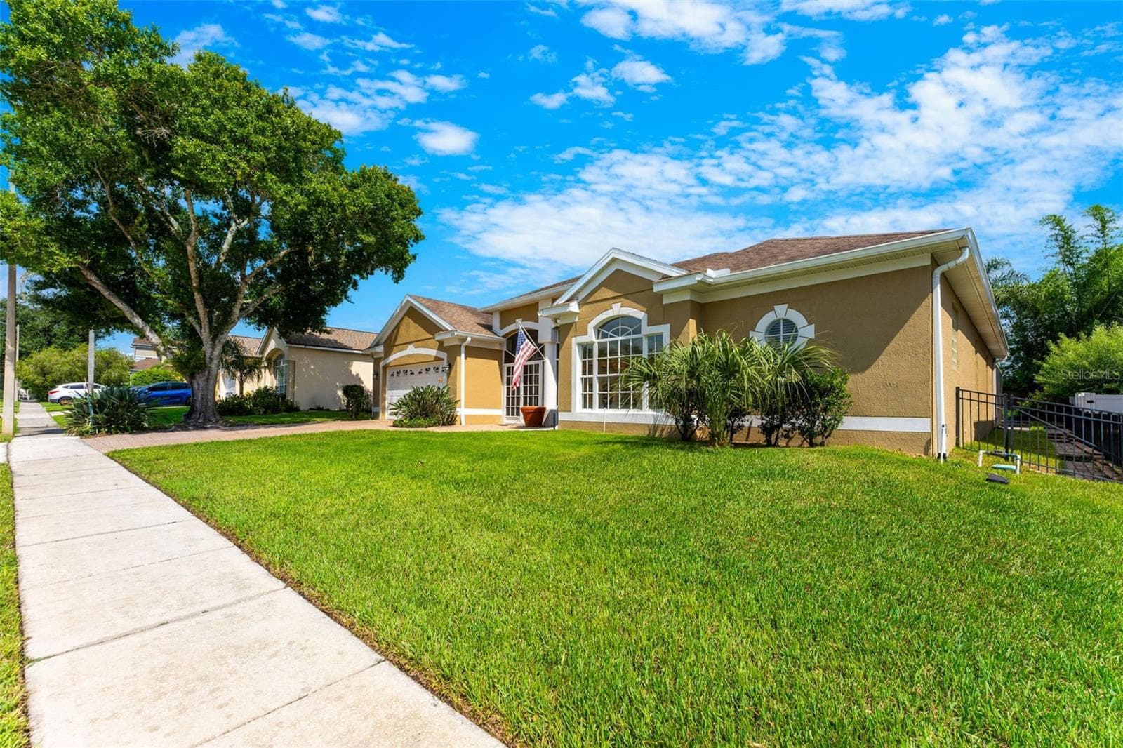 Single Family Residence at 426 PALM CREST LN, LAKE MARY, photo 4 of 50