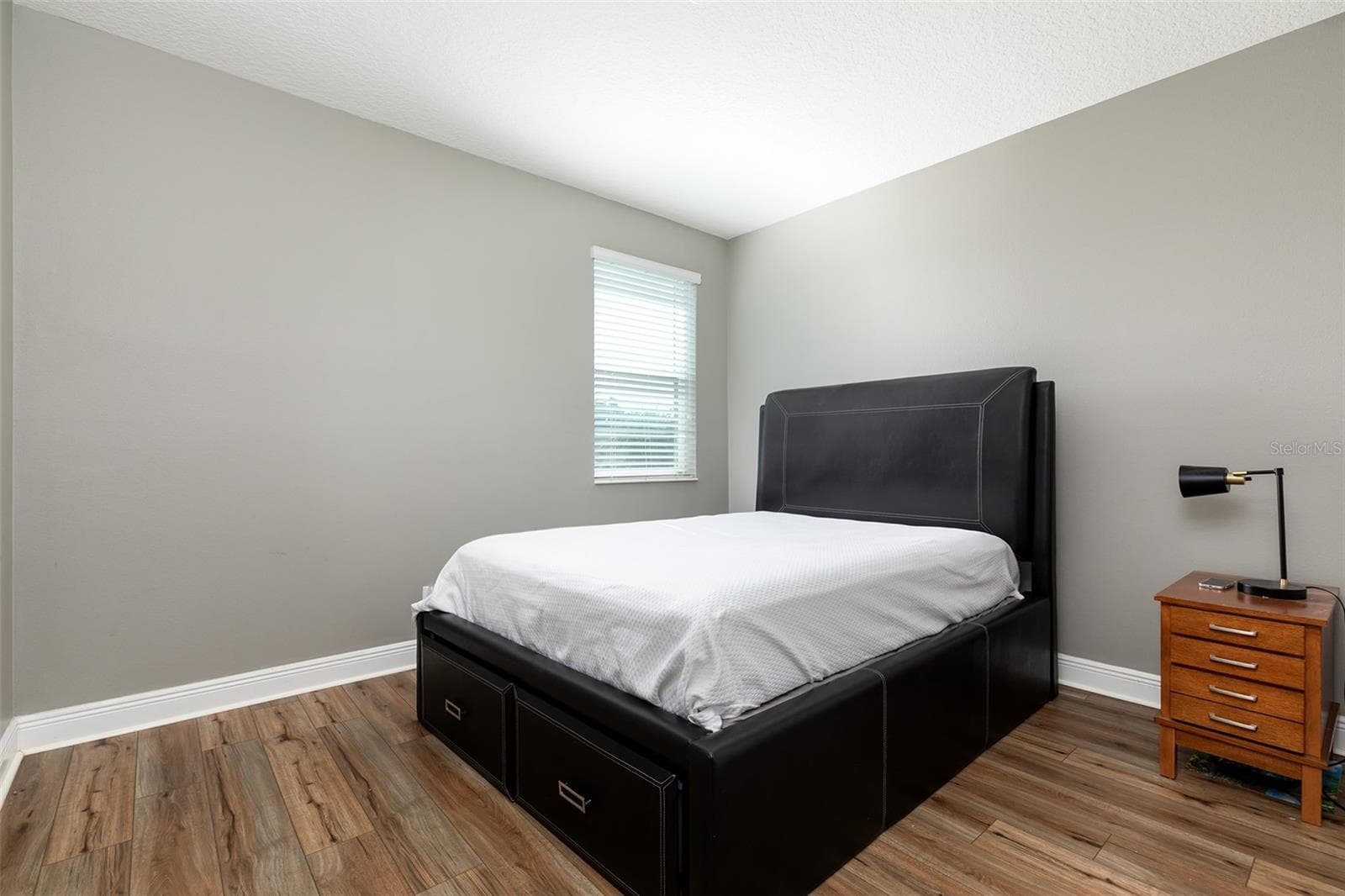 Bedroom 4 upstairs - 995 KARST TREE LN, APOPKA