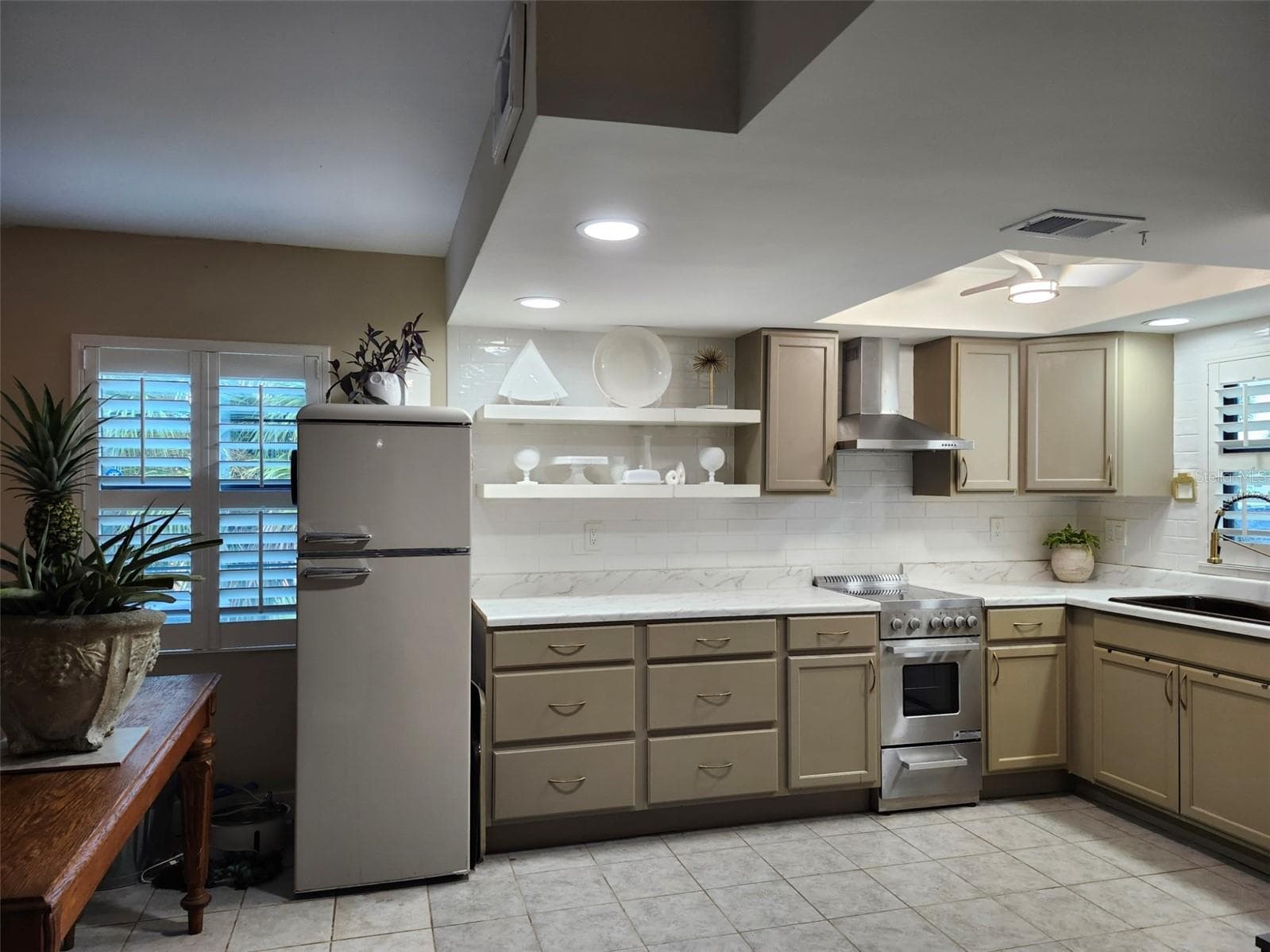 Kitchen - 87 BOUNDARY BLVD #7, ROTONDA WEST