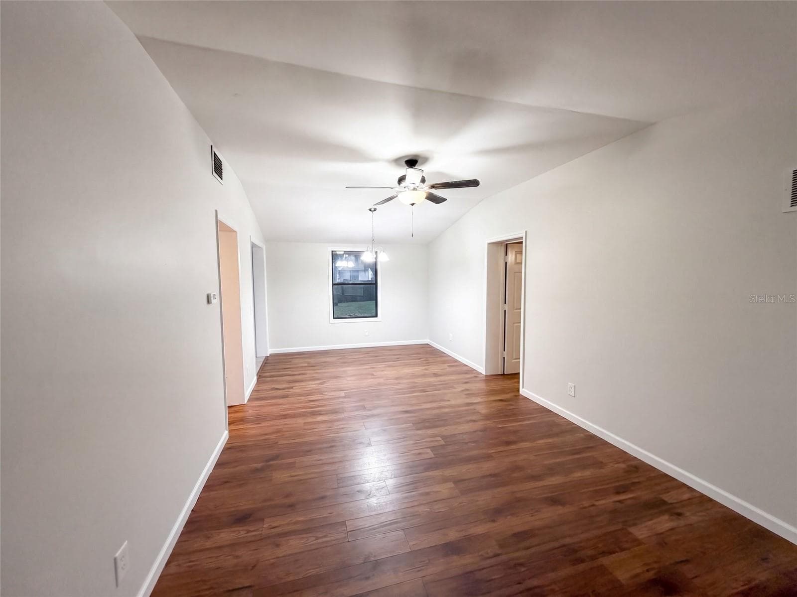Single Family Residence at 3004 HUNKIN CIR, DELTONA, photo 3 of 19