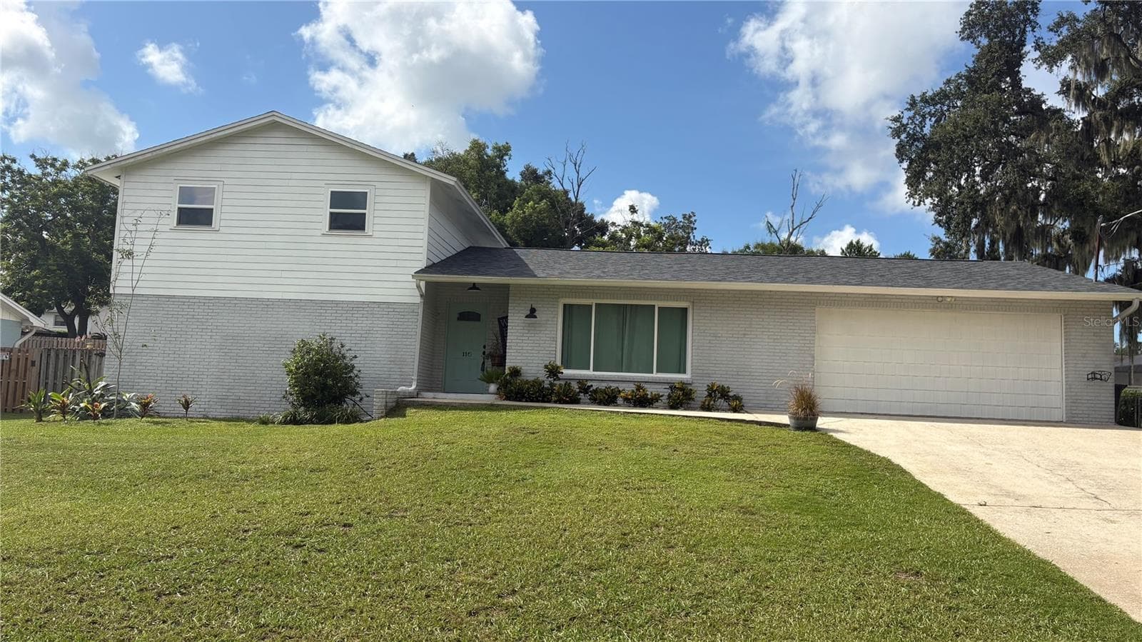 Single Family Residence at 115 W BRENTRIDGE DR, BRANDON, photo 2 of 56