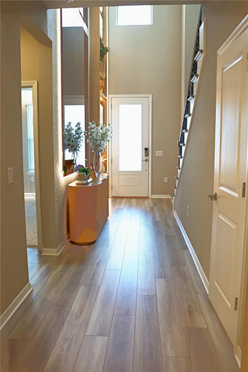 Single Family Residence at 16192 HONEY HARVEST ST, WINTER GARDEN, photo 7 of 94