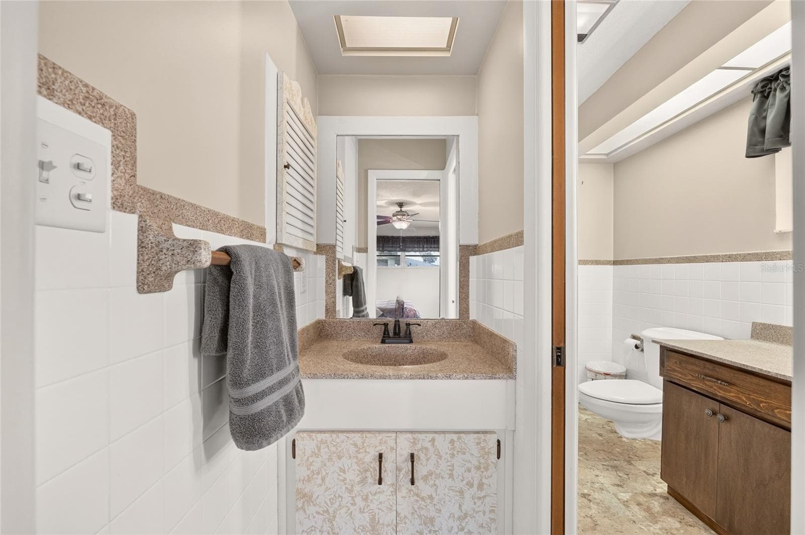 Bathroom 1 - 2489 N LAKEFRONT DR, HERNANDO