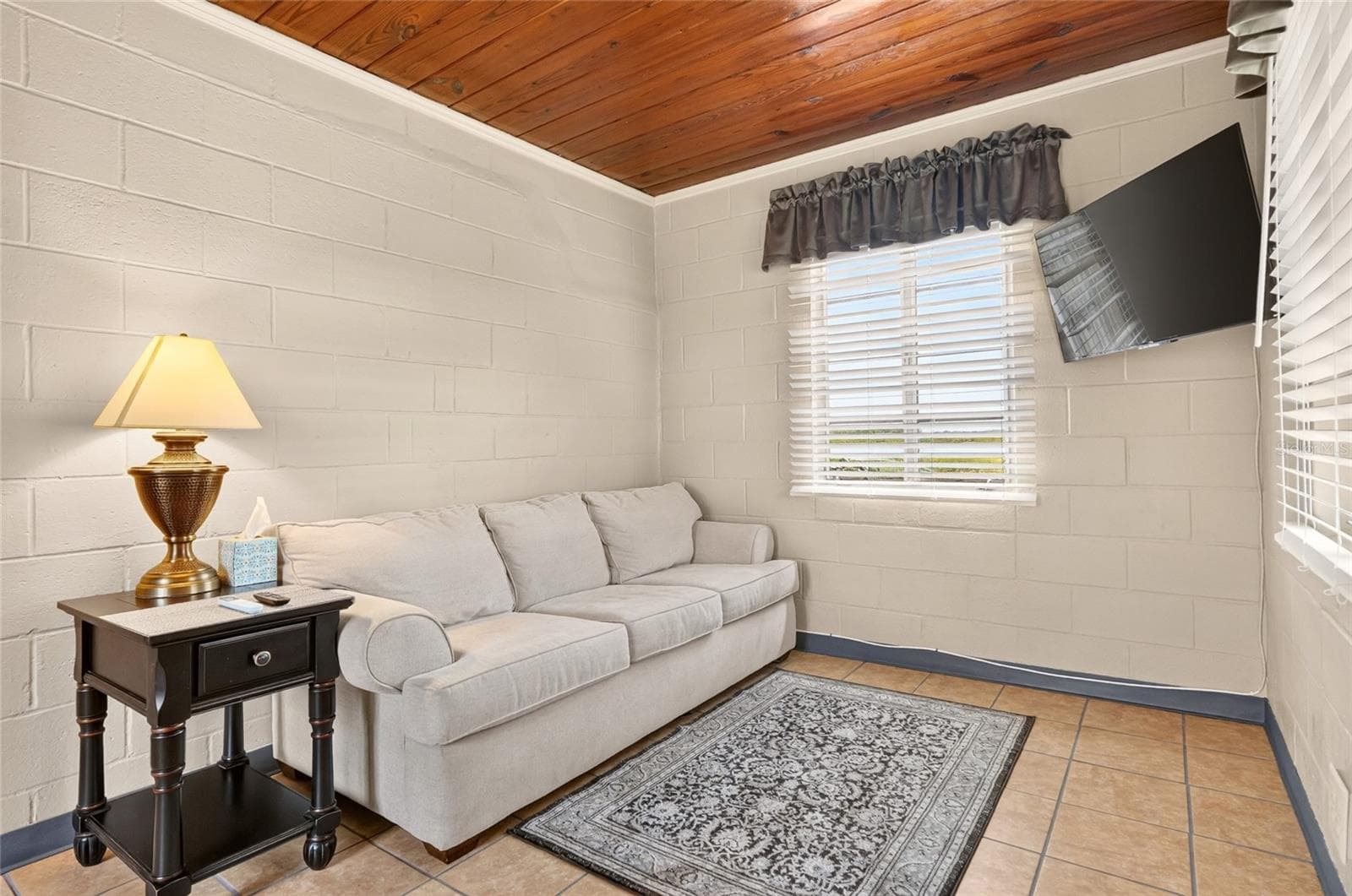 Single Family Residence at 2489 N LAKEFRONT DR, HERNANDO, photo 76 of 95