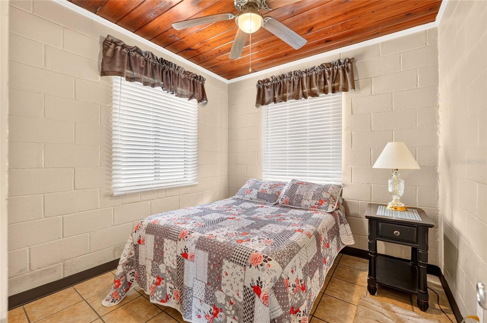 Bedroom - 2489 N LAKEFRONT DR, HERNANDO