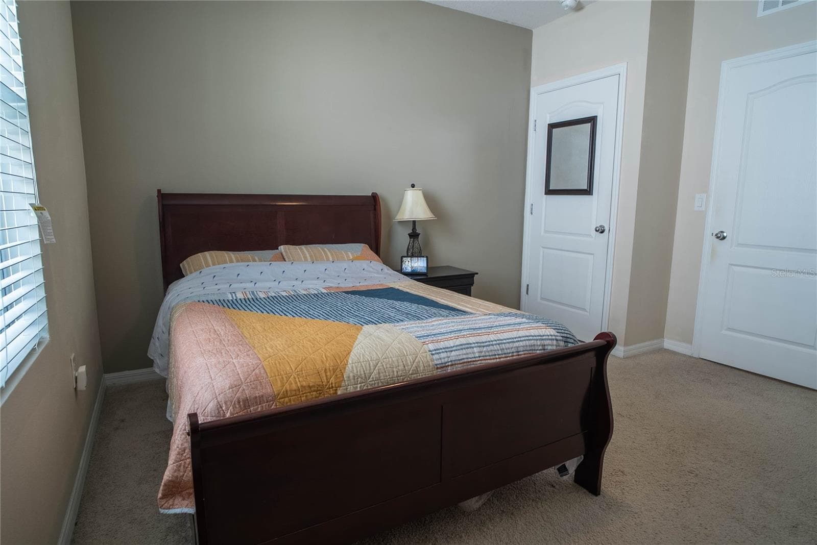 Room #4 - 373 ABERDEEN DR, DAVENPORT