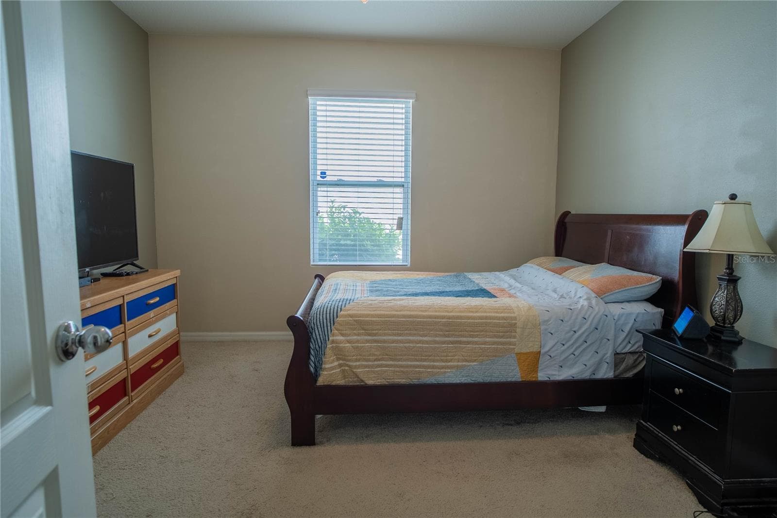 Room #4 - 373 ABERDEEN DR, DAVENPORT
