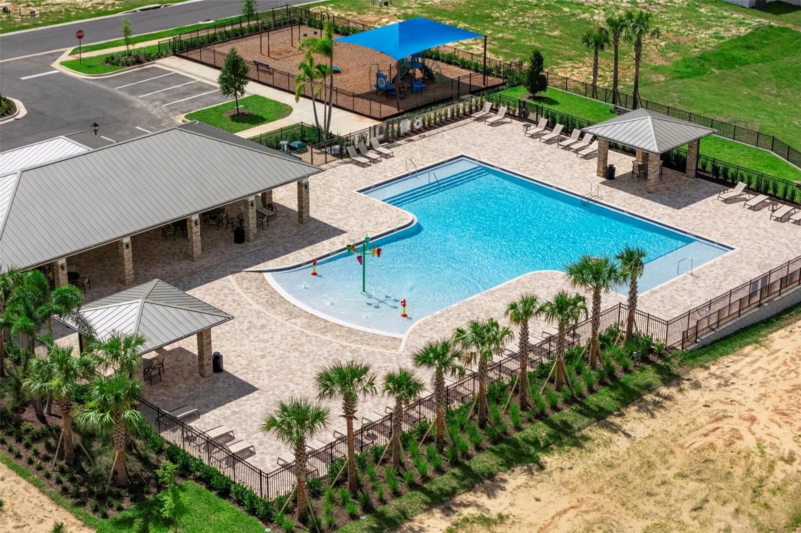 Community Pool - 6812 BROAD WING LOOP, HOWEY IN THE HILLS
