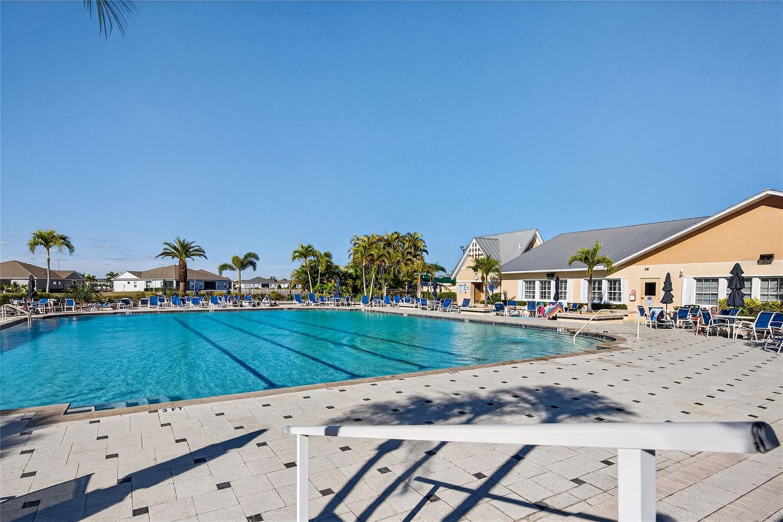 Beautiful pool! - 24313 WESTGATE BLVD, PORT CHARLOTTE