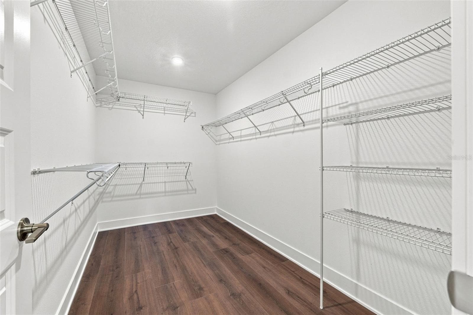 Single Family Residence at 5633 DARTMOUTH AVE N, ST PETERSBURG, photo 27 of 44