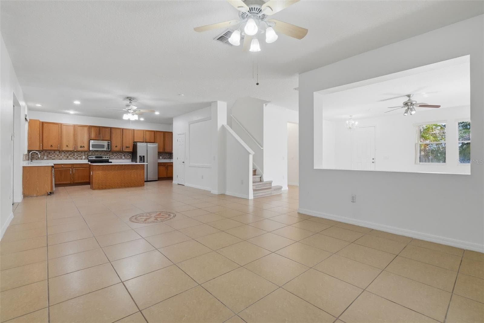 Single Family Residence at 2830 PAYNES PRAIRIE CIR, KISSIMMEE, photo 8 of 42