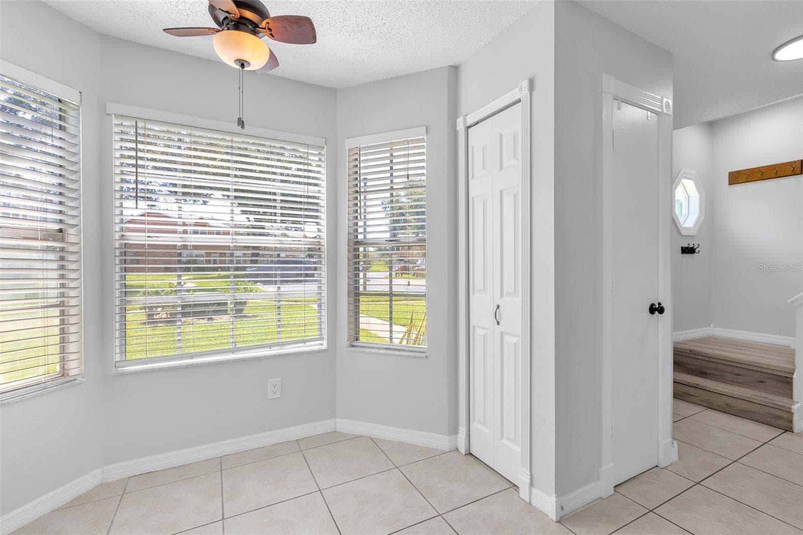 Townhouse at 2037 WATERLEAF ST, ORLANDO, photo 8 of 41