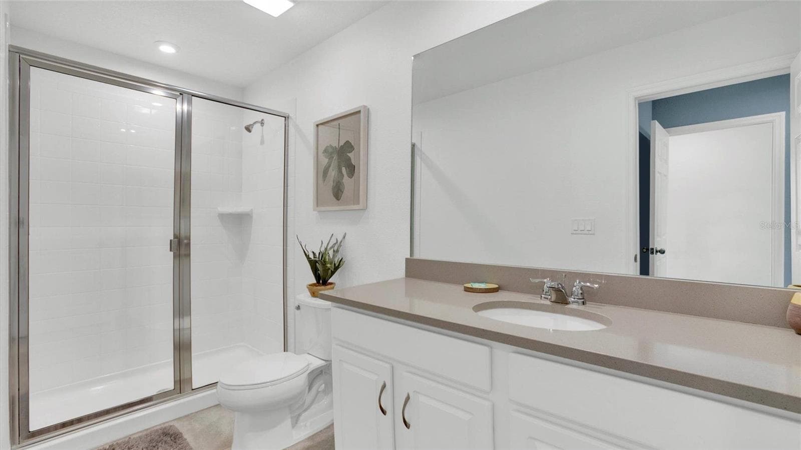 Townhouse at 2147 COOPER BELL PL, KISSIMMEE, photo 12 of 38