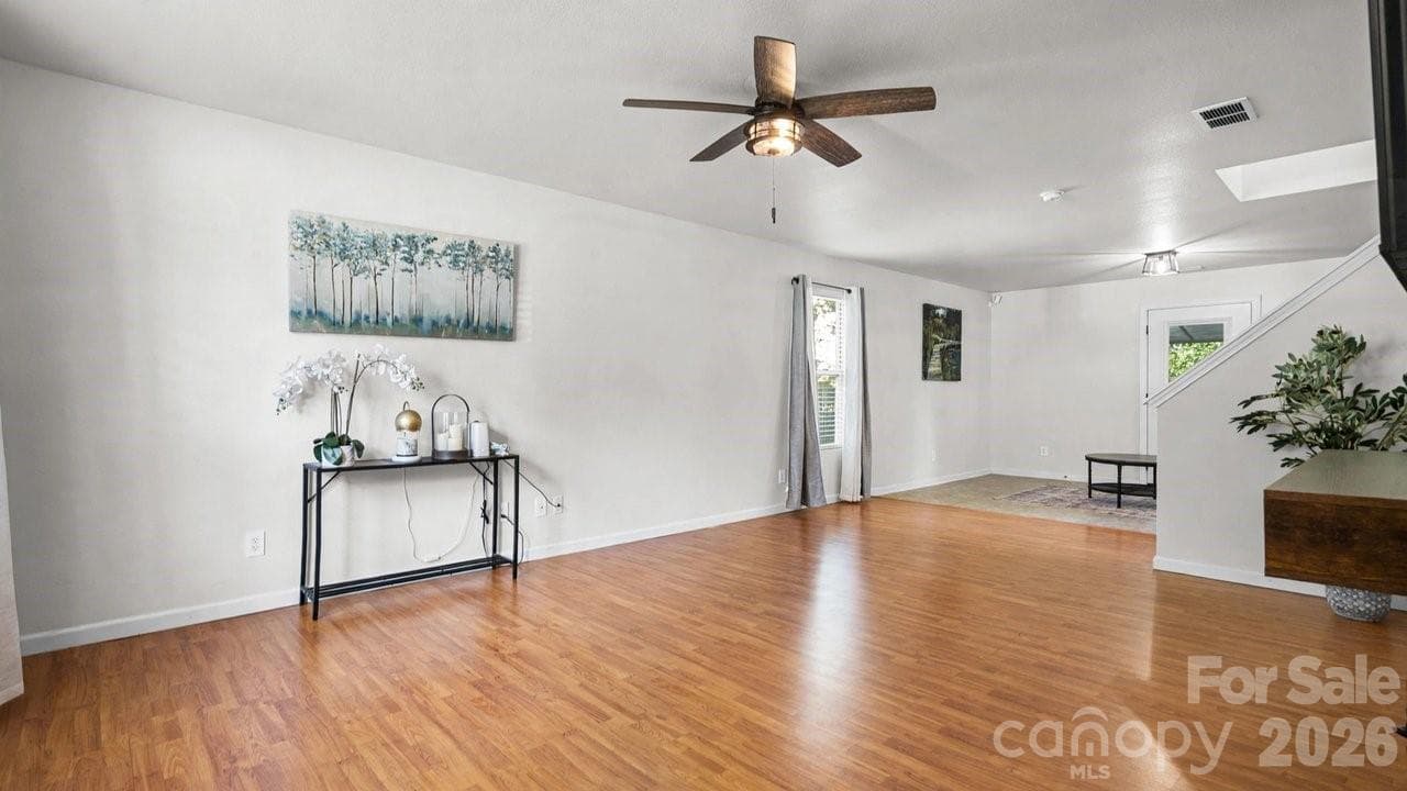 Single Family Residence at 935 Torsion Lane, Clover, photo 6 of 31
