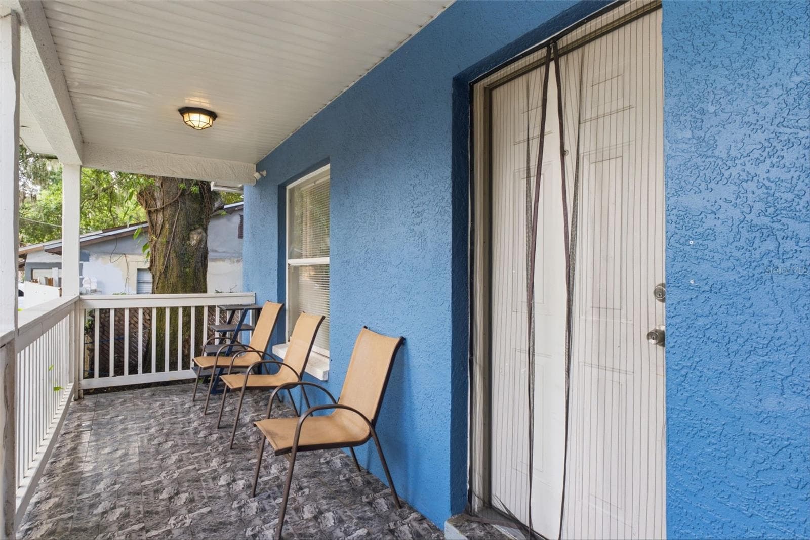 Single Family Residence at 3203 DELEUIL AVE, TAMPA, photo 3 of 30