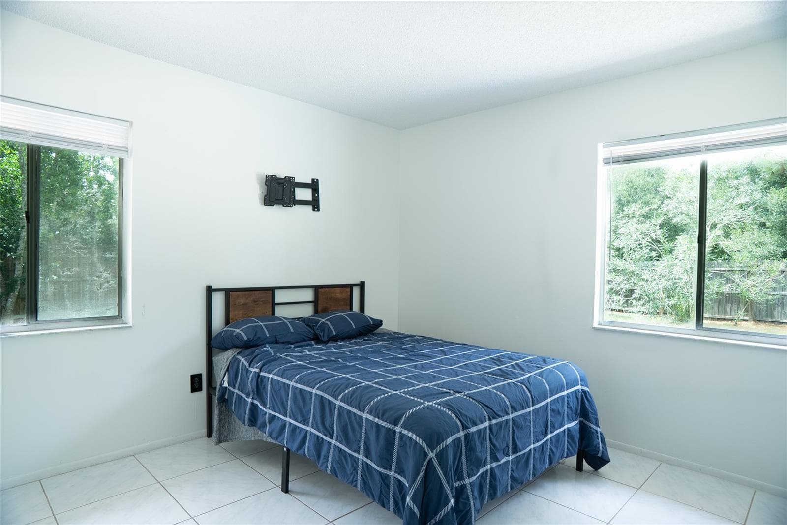 Guest Bedroom - 304 SHADOW OAK DR, CASSELBERRY