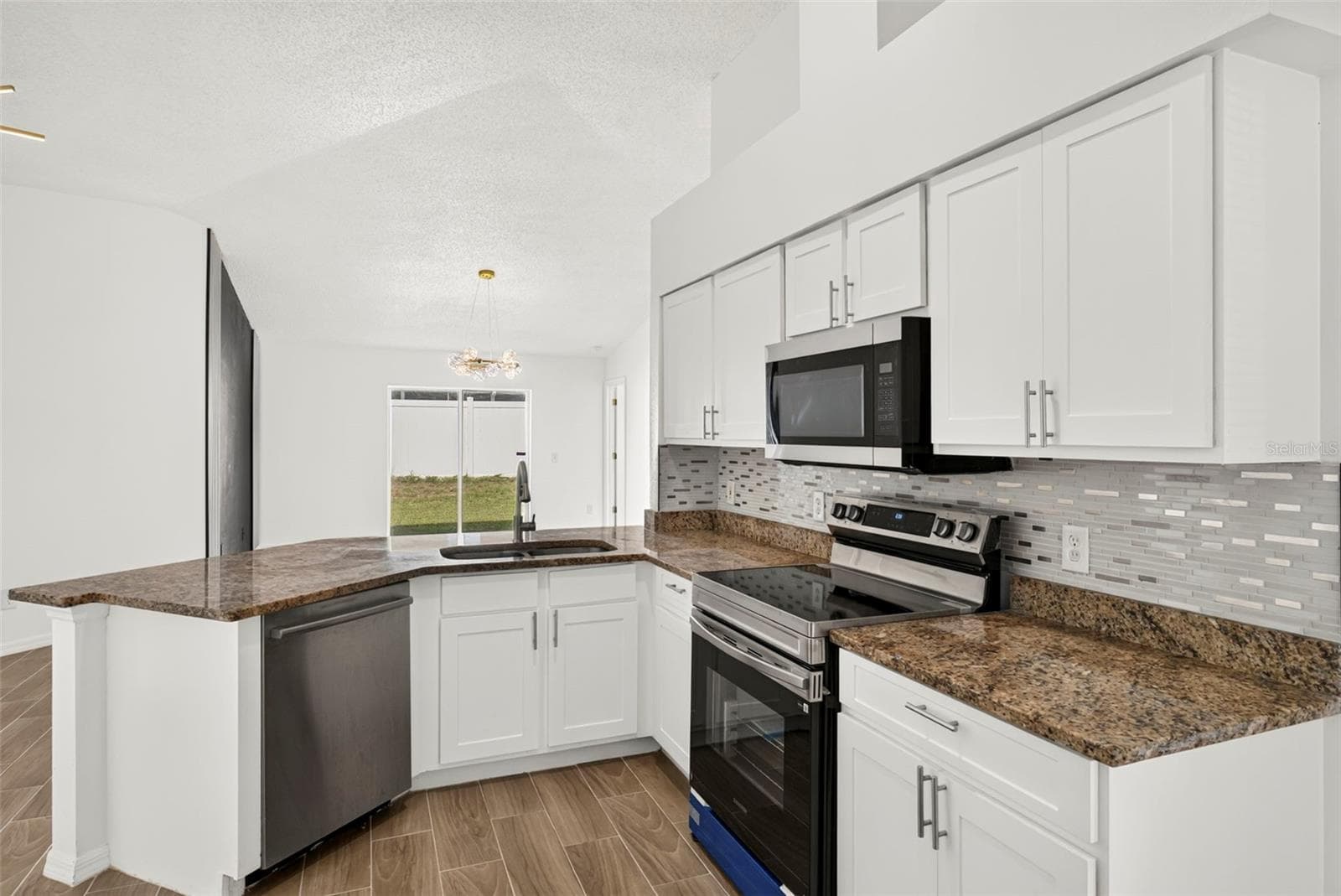 Single Family Residence at 12826 LONGCREST DR, RIVERVIEW, photo 18 of 57