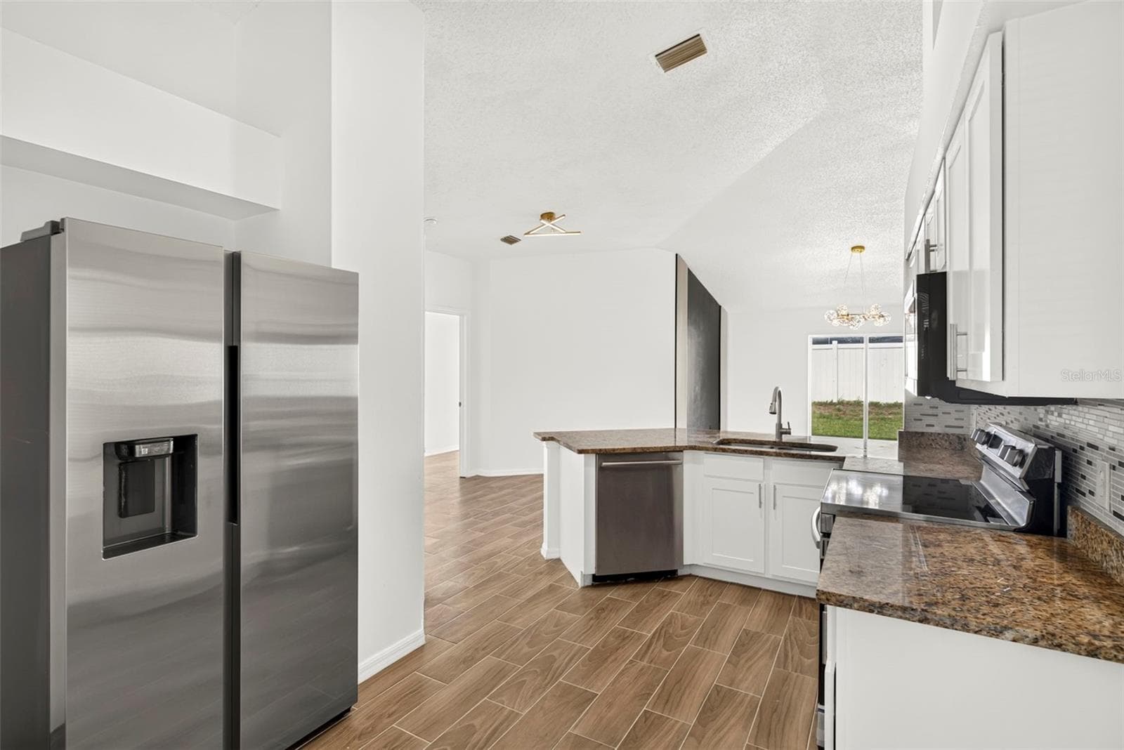 Single Family Residence at 12826 LONGCREST DR, RIVERVIEW, photo 19 of 57