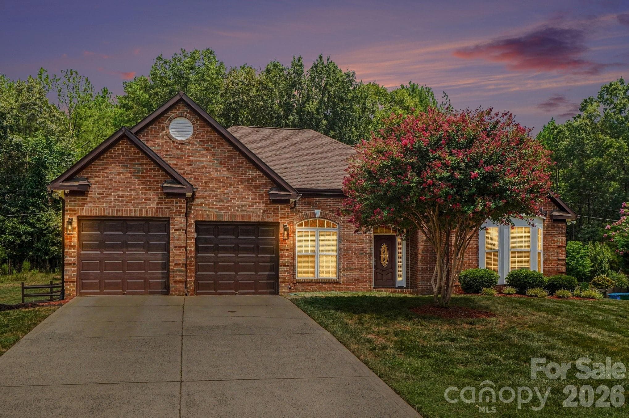 Single Family Residence at 1523 Sweetgum Lane, Matthews, photo 3 of 26