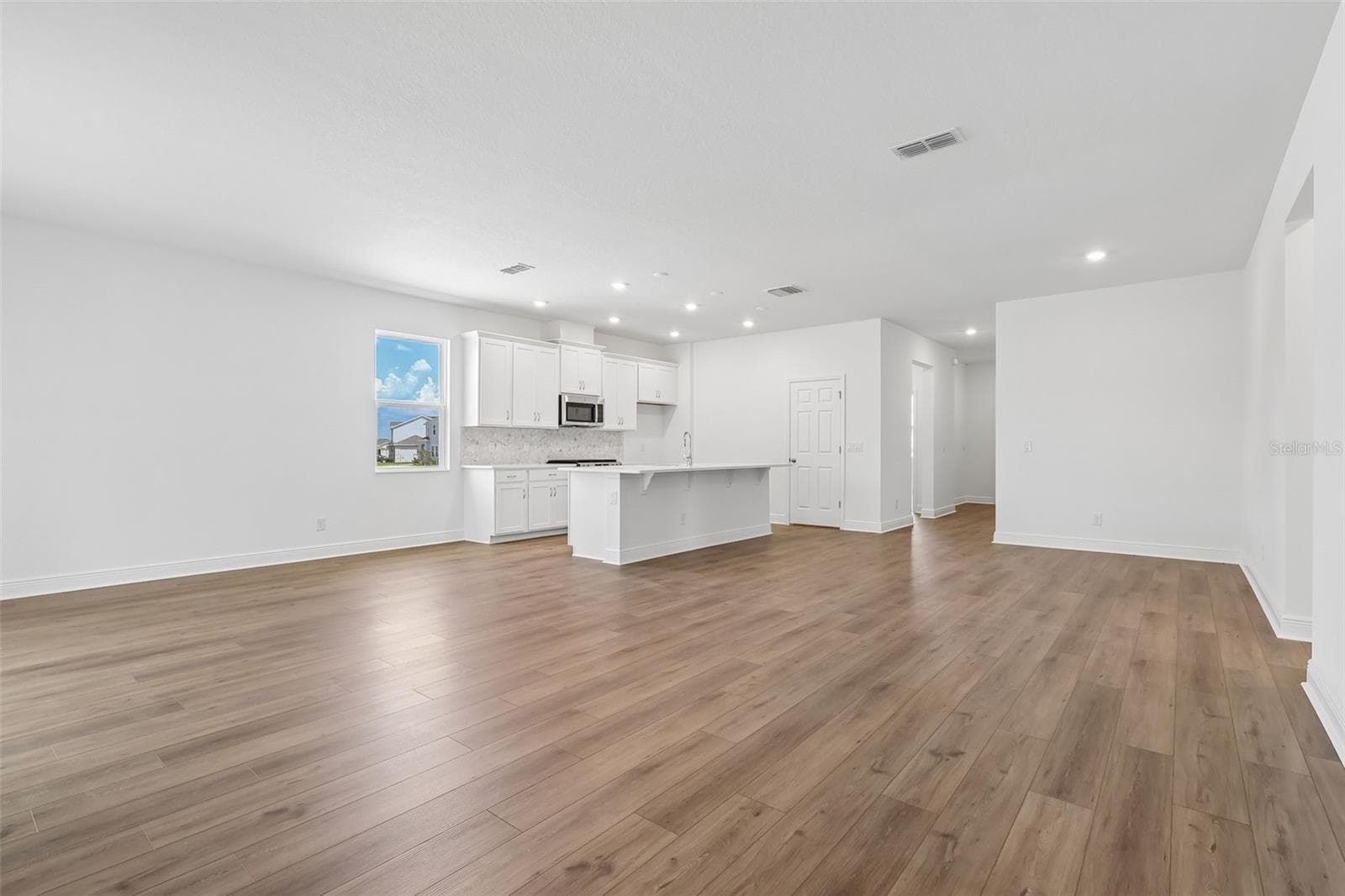 Great Room - 436 LEMONGRASS RD, MINNEOLA