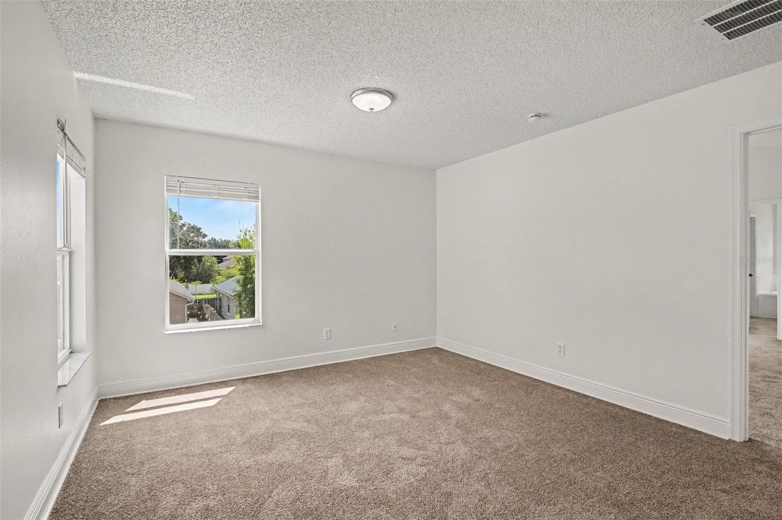 Single Family Residence at 14513 KAISER CT, ORLANDO, photo 7 of 15