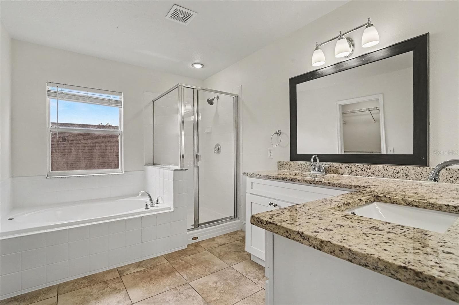 Single Family Residence at 14513 KAISER CT, ORLANDO, photo 10 of 15