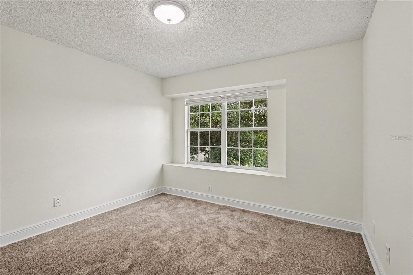 Single Family Residence at 14513 KAISER CT, ORLANDO, photo 13 of 15