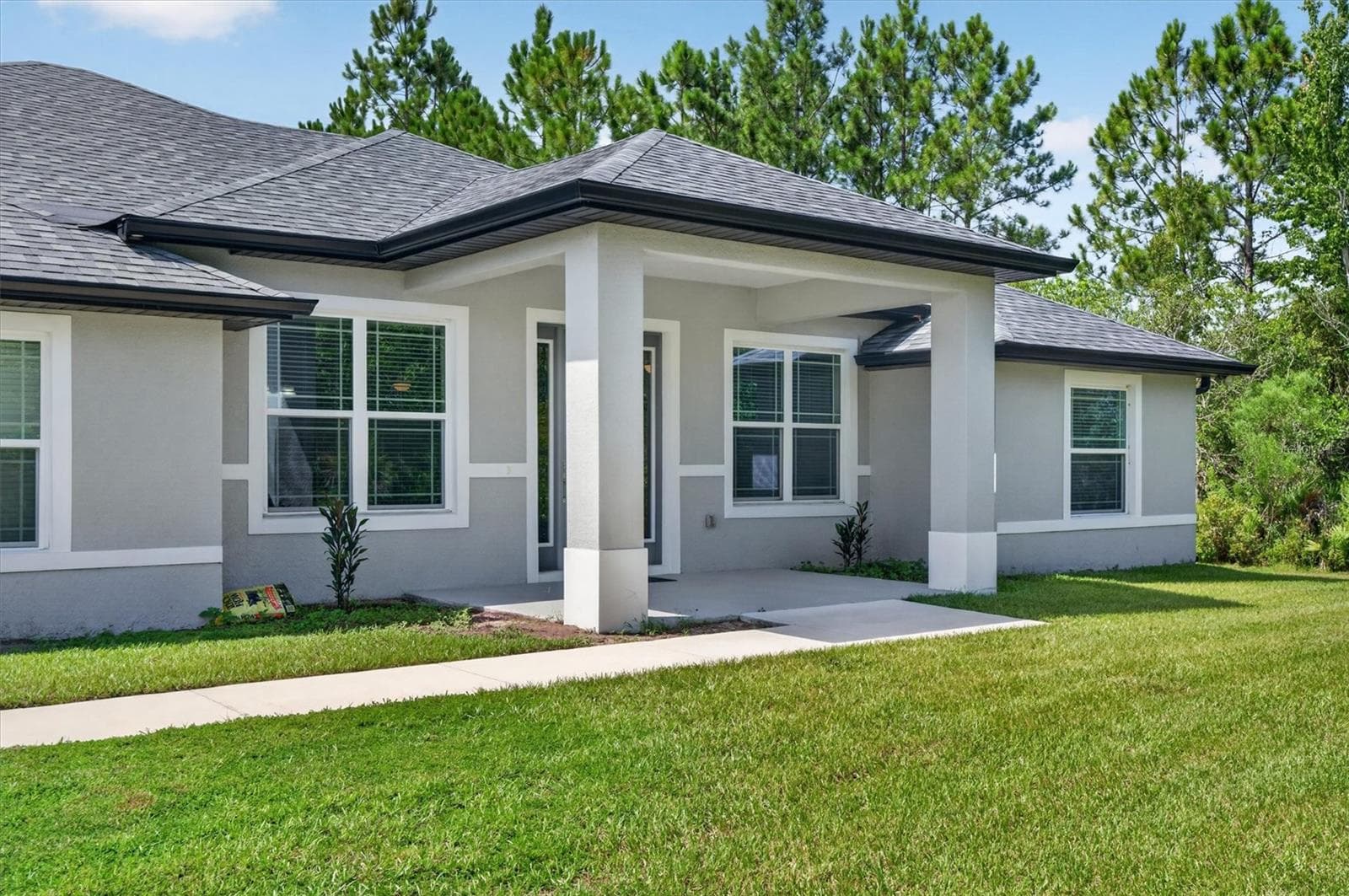 Single Family Residence at 18602 REYNOLDS PKWY, ORLANDO, photo 4 of 46