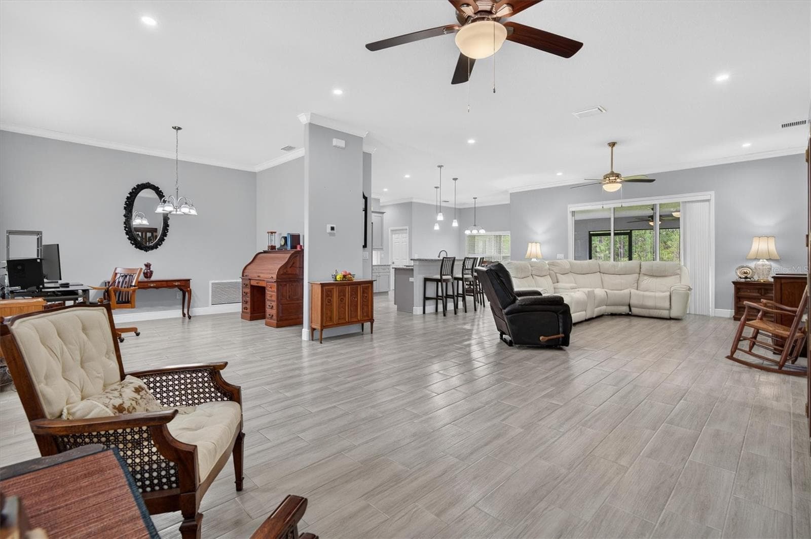 Single Family Residence at 18602 REYNOLDS PKWY, ORLANDO, photo 10 of 46