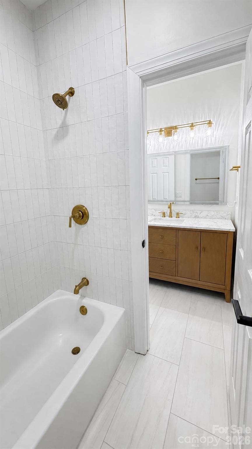 Bathroom - Upper Level - 5138 Rotherfield Court, Charlotte