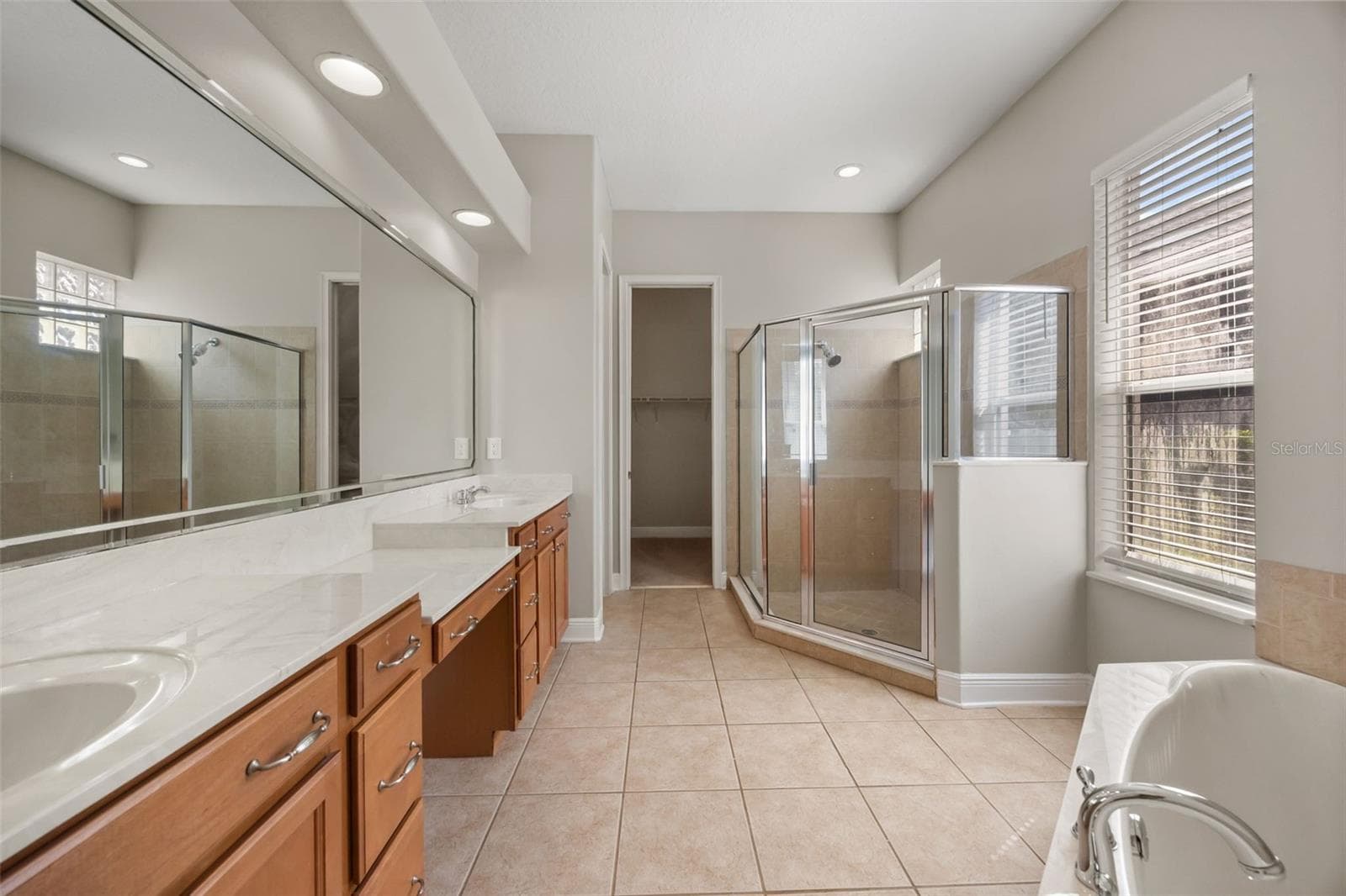 Single Family Residence at 6190 HEDGESPARROWS LN, SANFORD, photo 18 of 38
