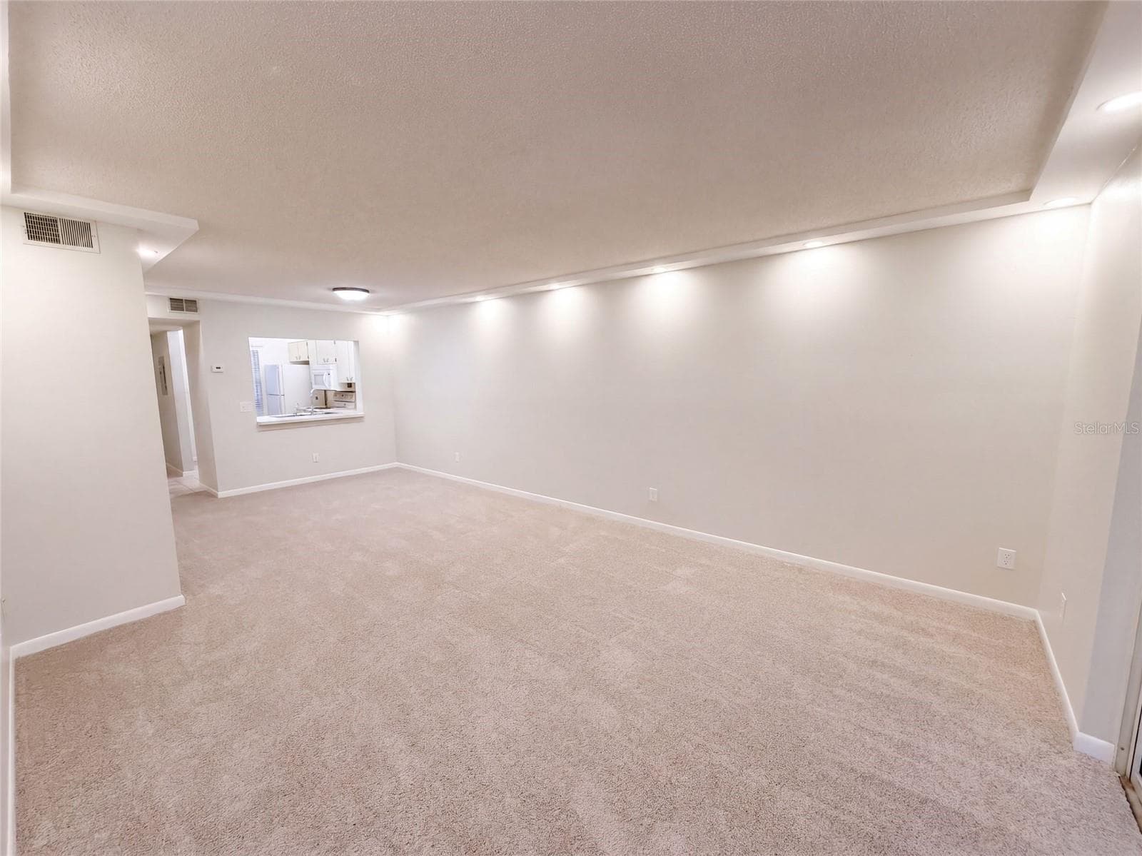 Condominium at 1465 MILLSTREAM LN #104, DUNEDIN, photo 3 of 36