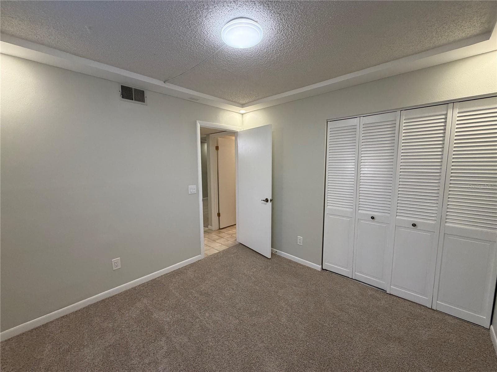 Condominium at 1465 MILLSTREAM LN #104, DUNEDIN, photo 4 of 36