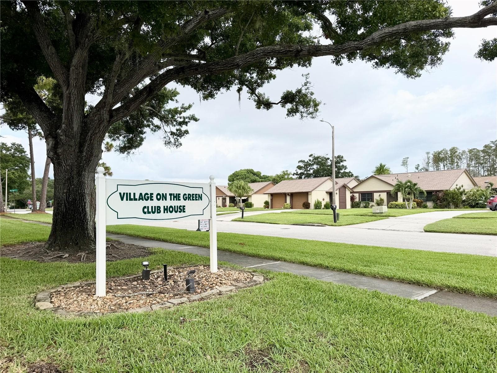 Condominium at 2531 ROYAL PINES CIR #23E, CLEARWATER, photo 36 of 40