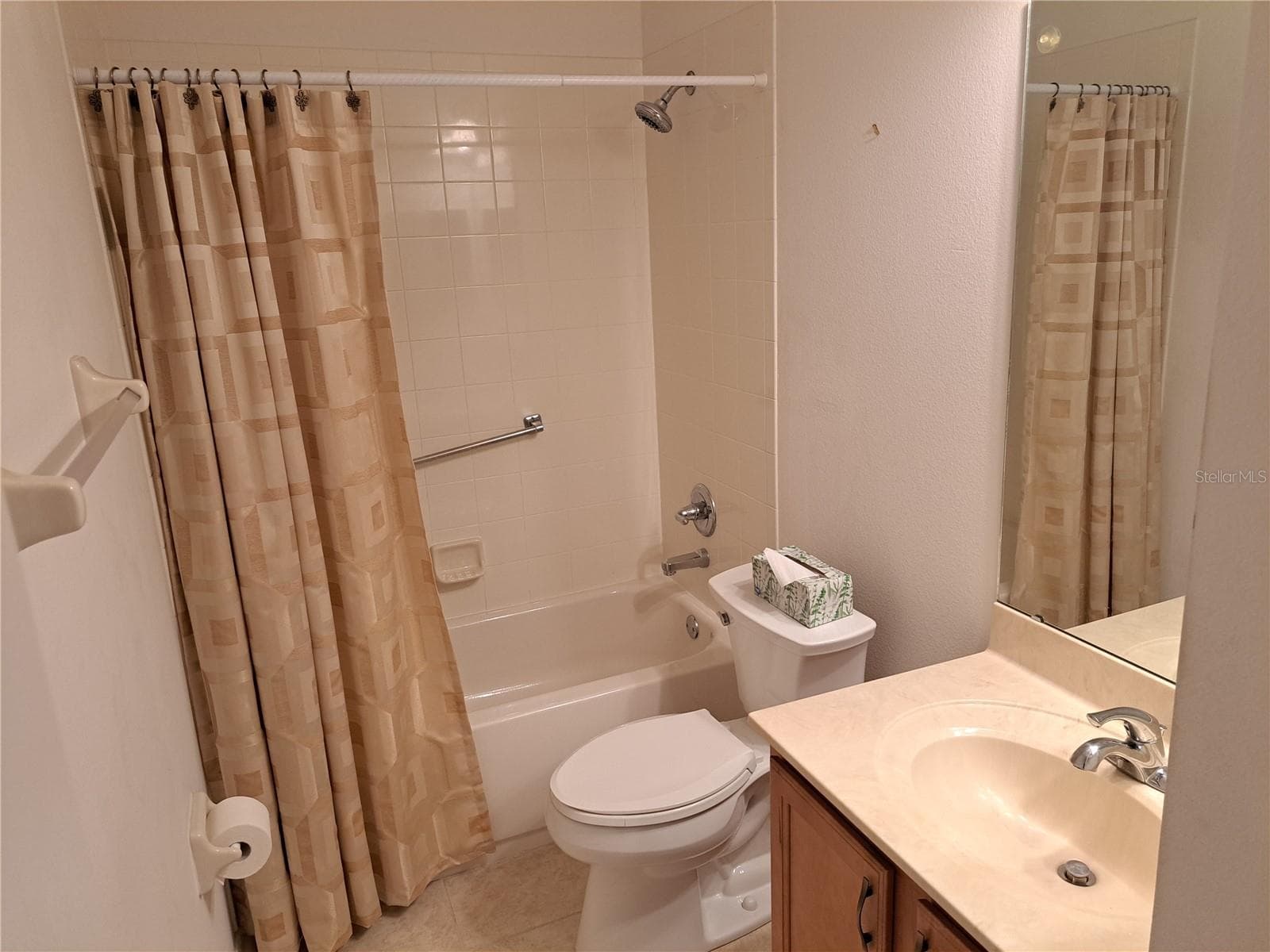 Single Family Residence at 8779 SW 83RD CIR, OCALA, photo 14 of 33
