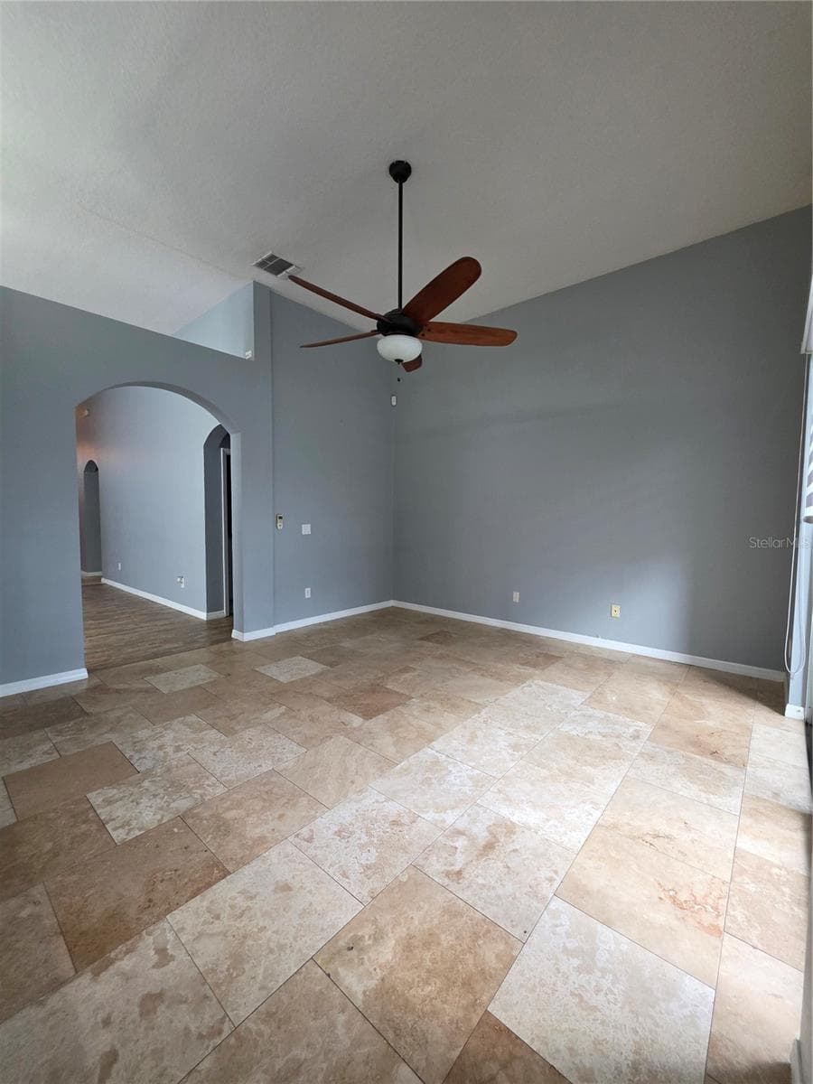 Single Family Residence at 2713 BARNSLEY LN, KISSIMMEE, photo 28 of 42