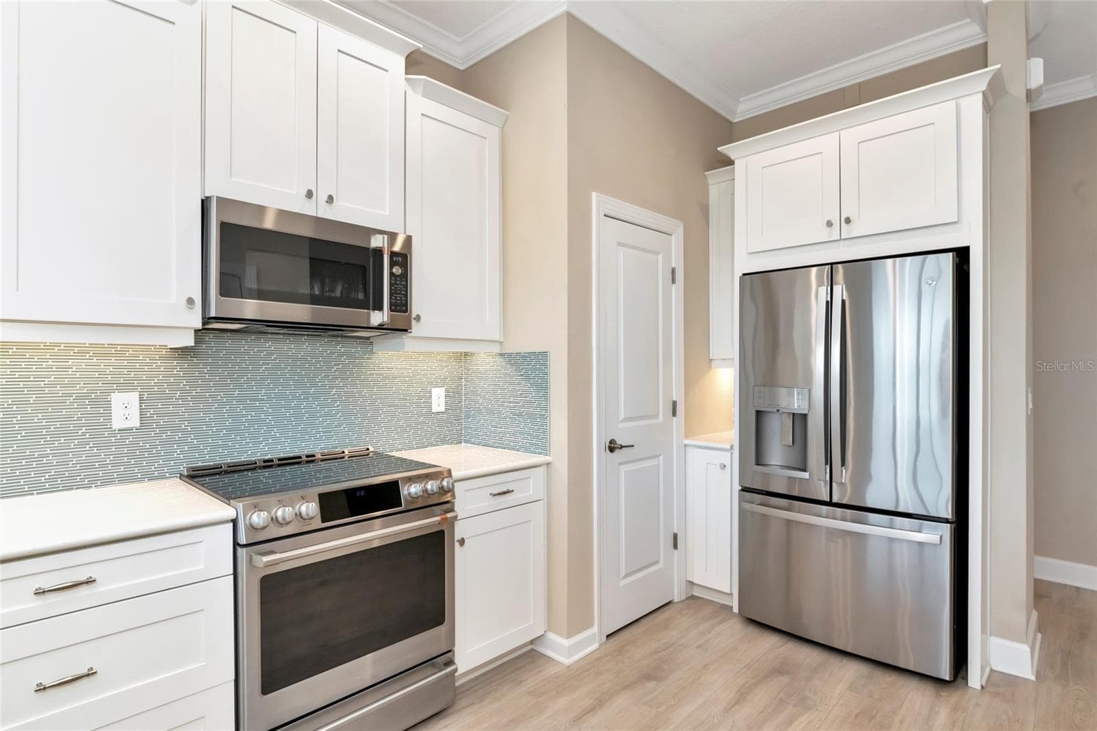 Townhouse at 5589 CANNES CIR #4-102, SARASOTA, photo 18 of 91