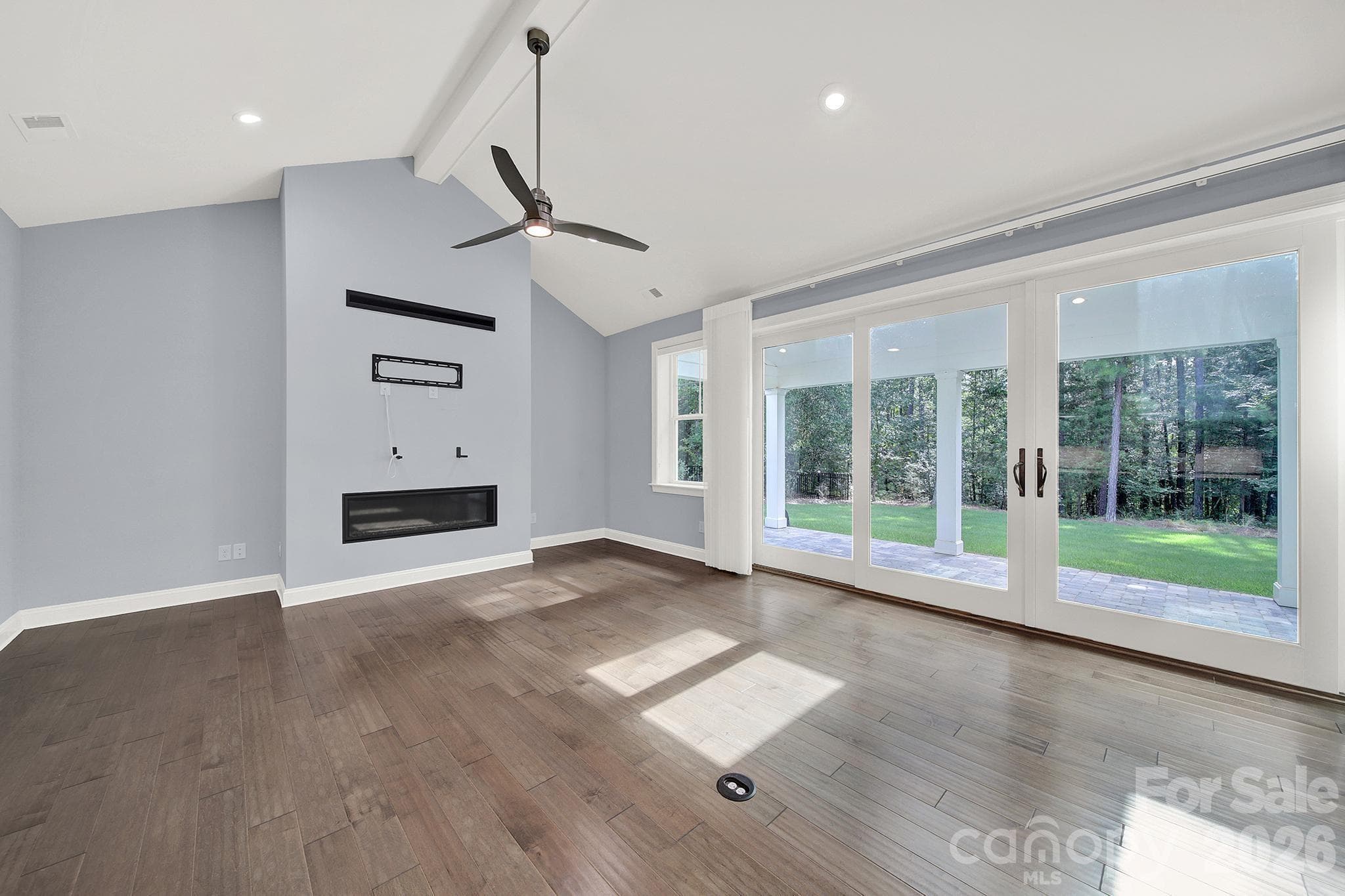 Single Family Residence at 6083 Chimney Bluff Road, Lancaster, photo 14 of 48